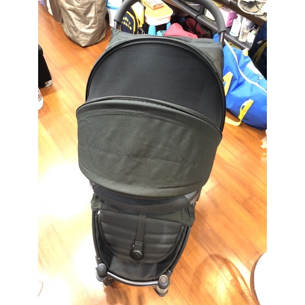 自售二手 Britax B-Agile 單手收豪華四輪嬰兒手推車，使用兩次，高標者歡迎來