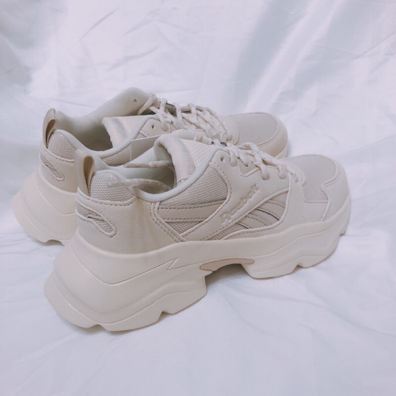 reebok royal bridge