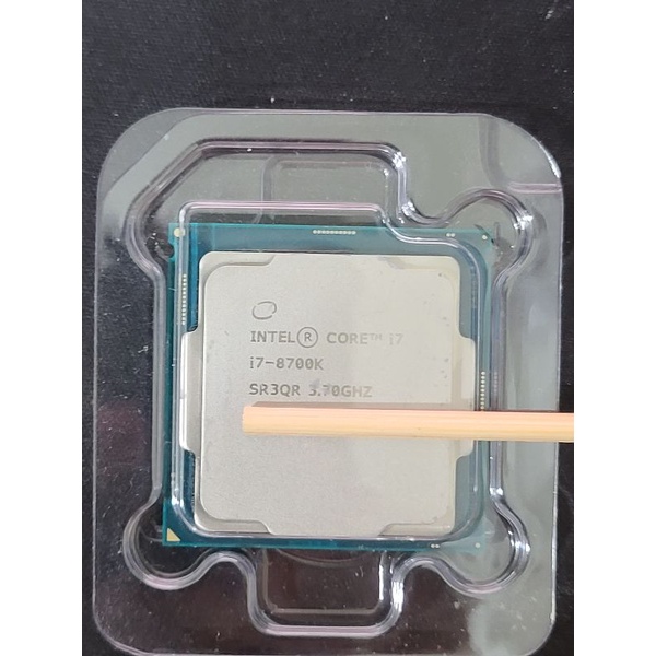 Intel 8700k cpu  含運~
