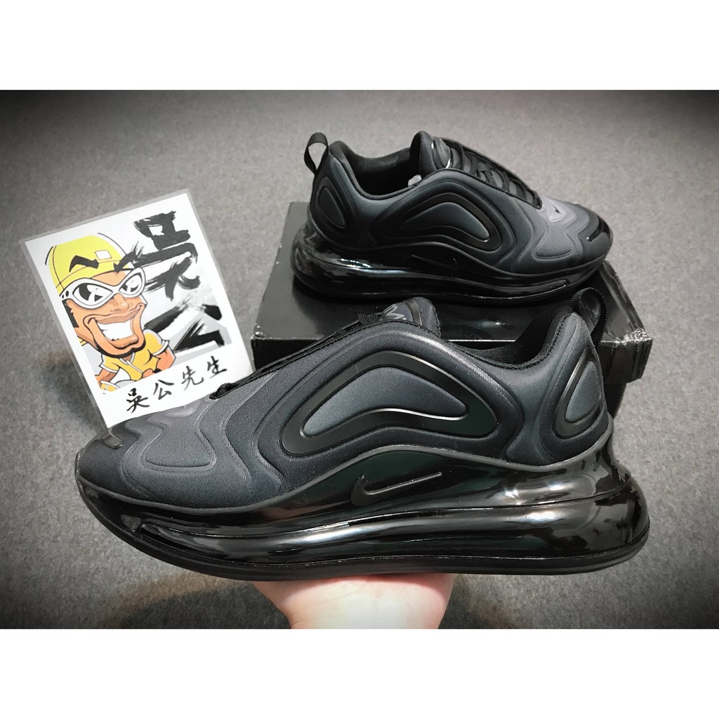 air max 720 triple black