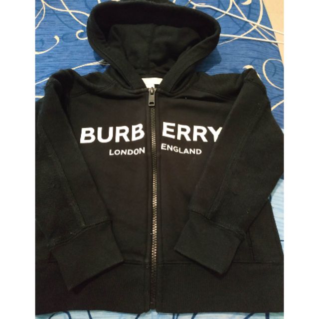 Burberry小童外套，可馬上寄出