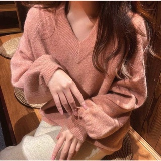 Gray灰 | 超仙氣 V領親膚針織上衣 寬鬆百搭 親膚舒服 泡泡袖 女生上衣 秋冬上衣 臺灣出貨 電子發票 688