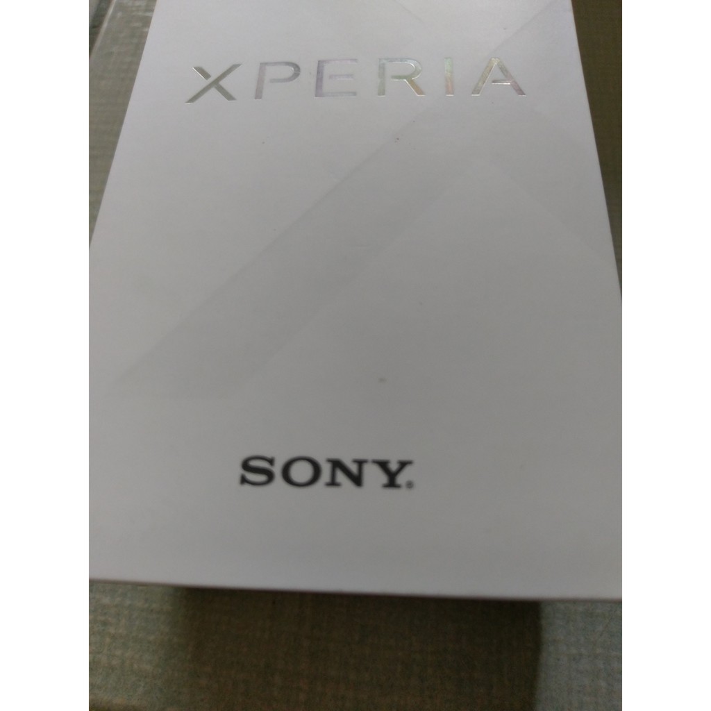 Sony Xperia XZ 5.2吋雙卡機 3G/64G (F8332)  藍 贈空壓殼+玻璃貼 全新出清
