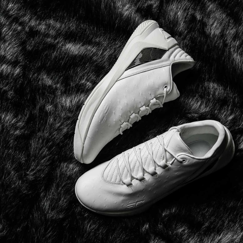 (二手轉售）UA Under Armour Curry 3 Lux Low 鴕鳥皮紋 勇士柯瑞3代 籃球鞋 US10