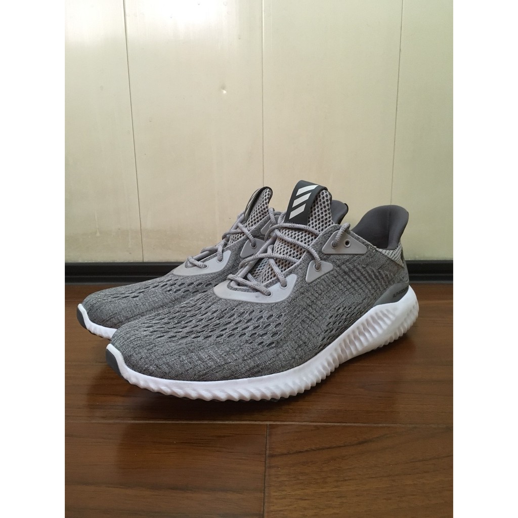 -優良二手市集-Adidas Alphabounce 尺寸us12 (全新無鞋盒)