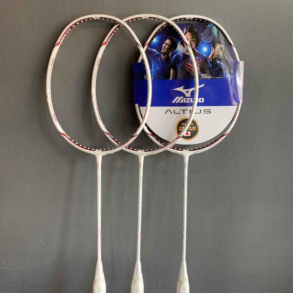 mizuno altius 02 solear