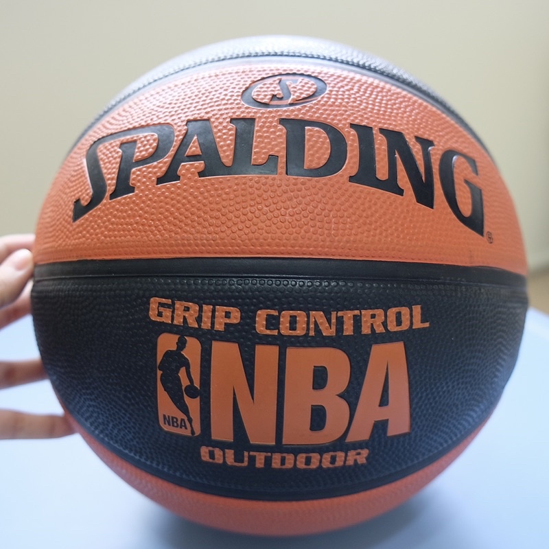 Spalding 斯伯丁 NBA  Grip Control SPA83081 室外 7號 籃球（附球針）