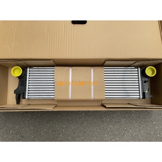 BENZ OM651 W447 V200 V220 V250 渦輪增壓冷卻器 (中冷器) 4475011301