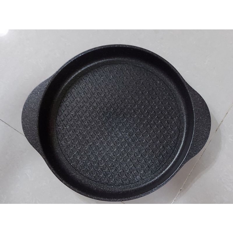 【萬能媽媽 WONDER MAMA】韓國鈦原石輕量不沾鍋烤盤 28cm 含玻璃上蓋