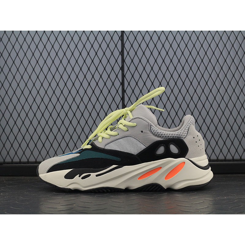 g5 yeezy 700