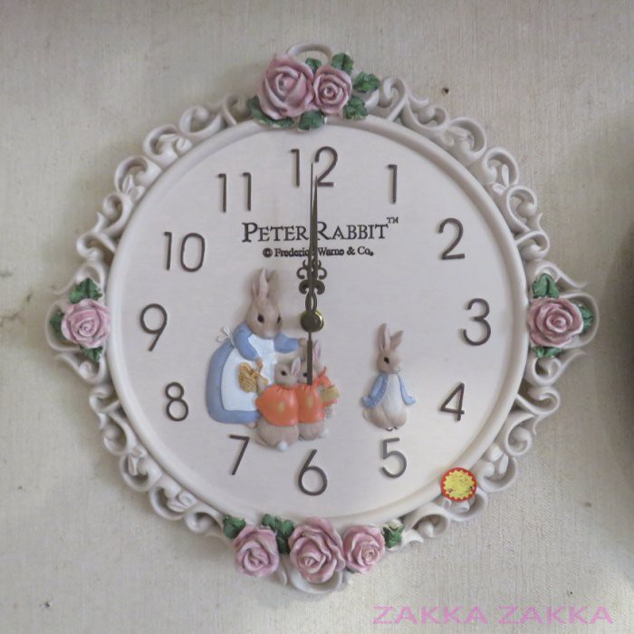 (永美小舖) 彼得兔 比得兔 玫瑰刻花掛鐘 彼得兔家族 時鐘 壁鐘 掛鐘 Peter Rabbit 居家