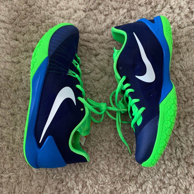 Nike James Harden 2 全新US8.5 | 蝦皮購物