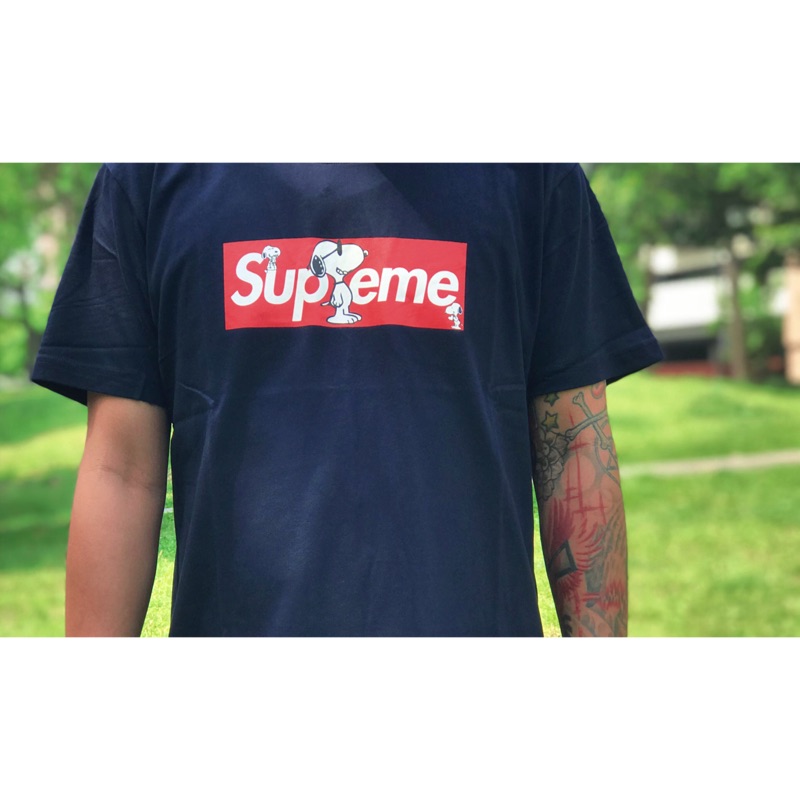 supreme snoopy t shirt