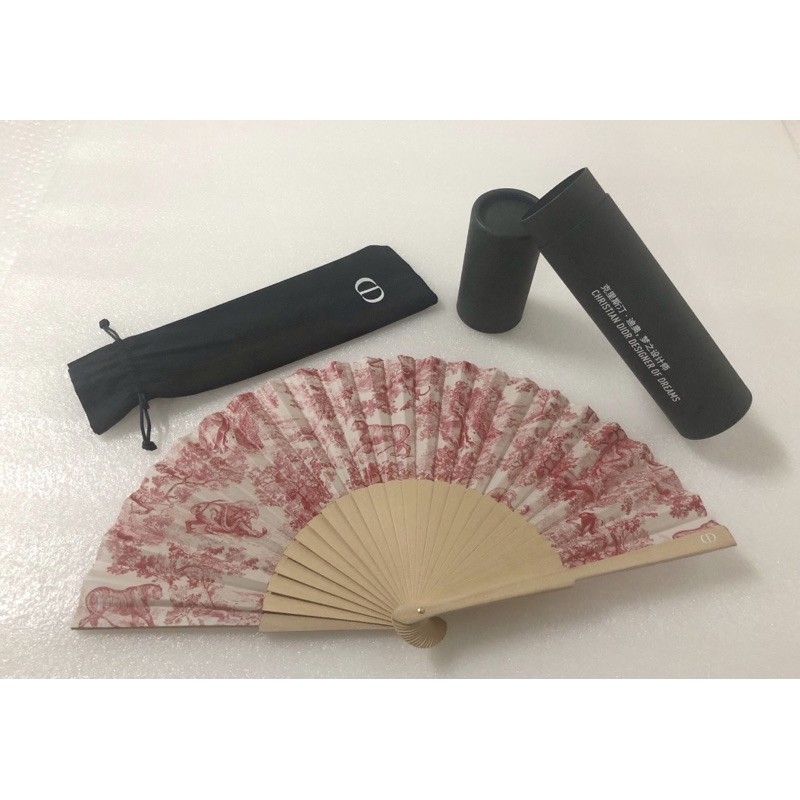 若者の大愛商品 ディオール展 限定 扇子 赤 asakusa.sub.jp