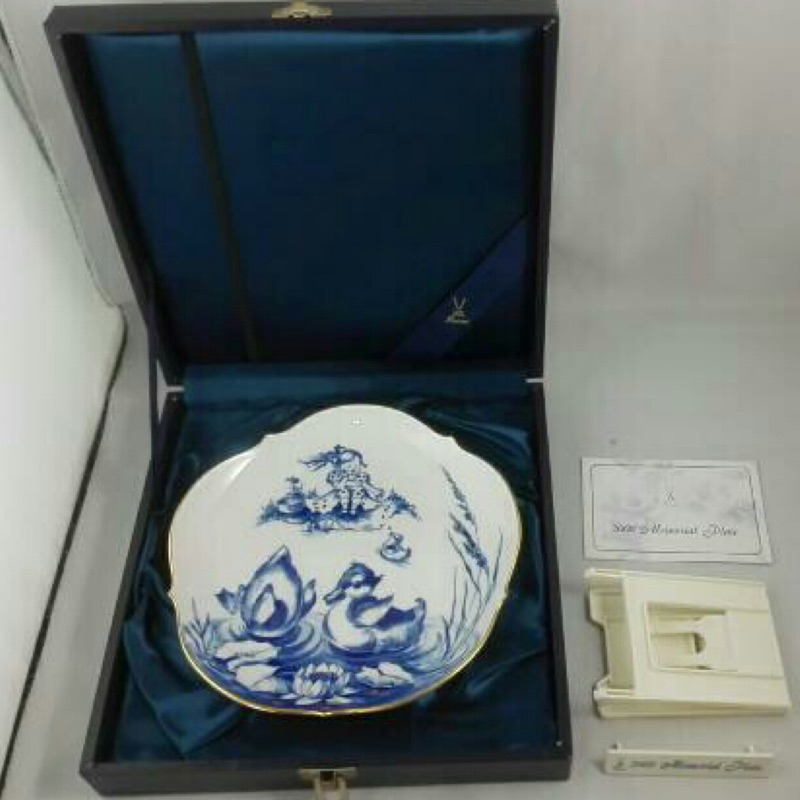 麥森Meissen 鈷藍 2000年度紀念盤 原裝禮盒 附展示架