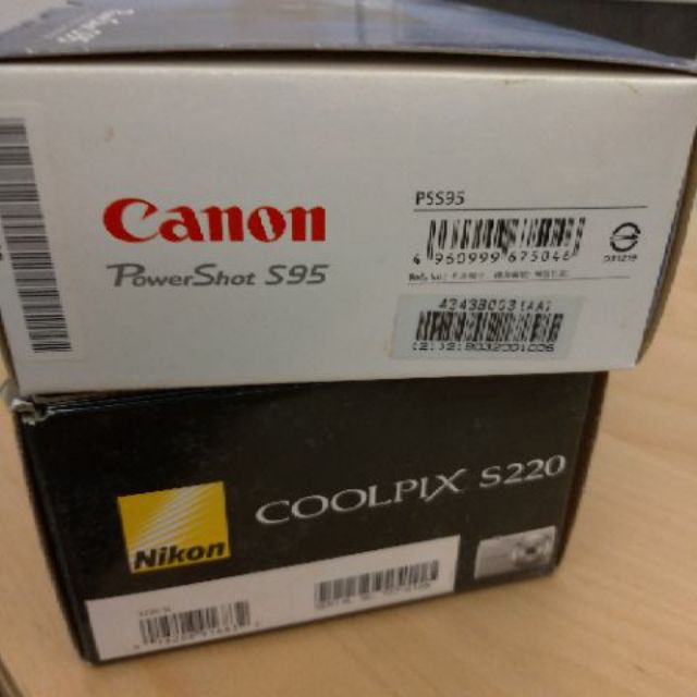 Canon s95和Nikon s220數位相機