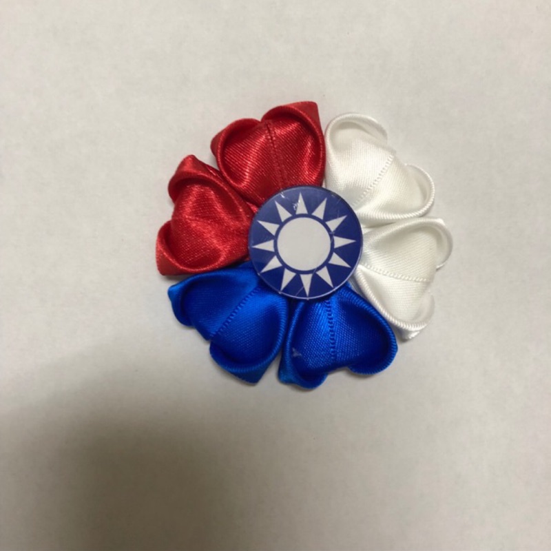 韓國瑜周邊商品國旗花髮夾別針胸夾 愛心款 蝦皮購物