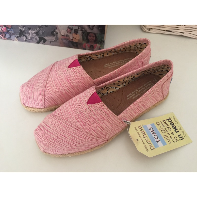 全新 購於美國官網 TOMS 休閒鞋 懶人鞋  平底鞋 粉色條紋 5.5 36號