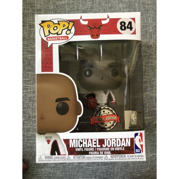 Funko POP NBA 大頭公仔 Michael Jordan 84號、Luka Doncic 92號