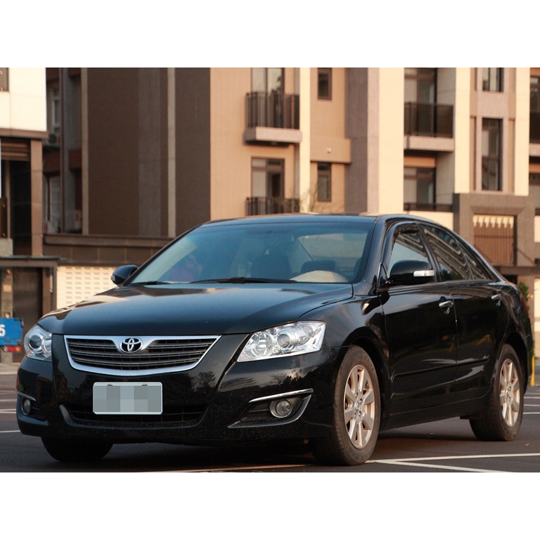 2010 Toyota Camry 2.0   FB搜尋 : 『凱の中古車-Dream Garage』