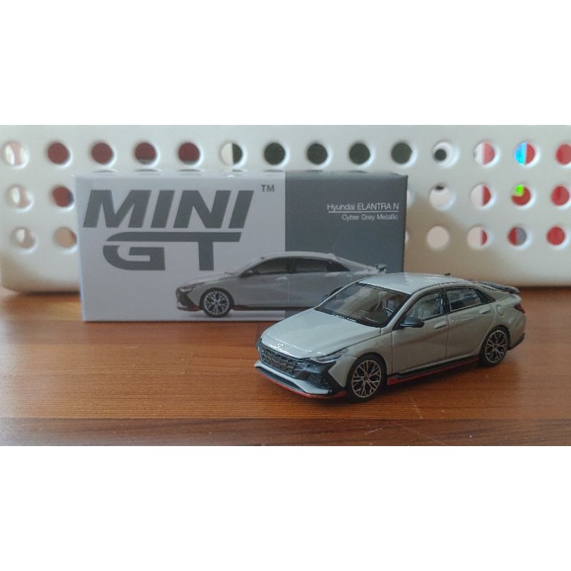 《總代理》MINI GT 1/64 模型車 #386 Hyundai Elantra N