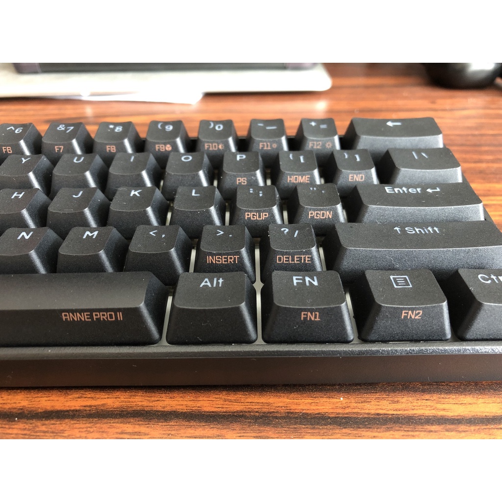 [二手] Anne Pro2 藍芽 無線 機械鍵盤 Cherry 紅軸 黑色