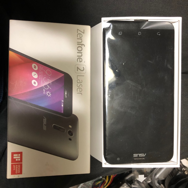 Asus Zenfone 2 Laser 32G Z00LD 5.5吋 新的未使用