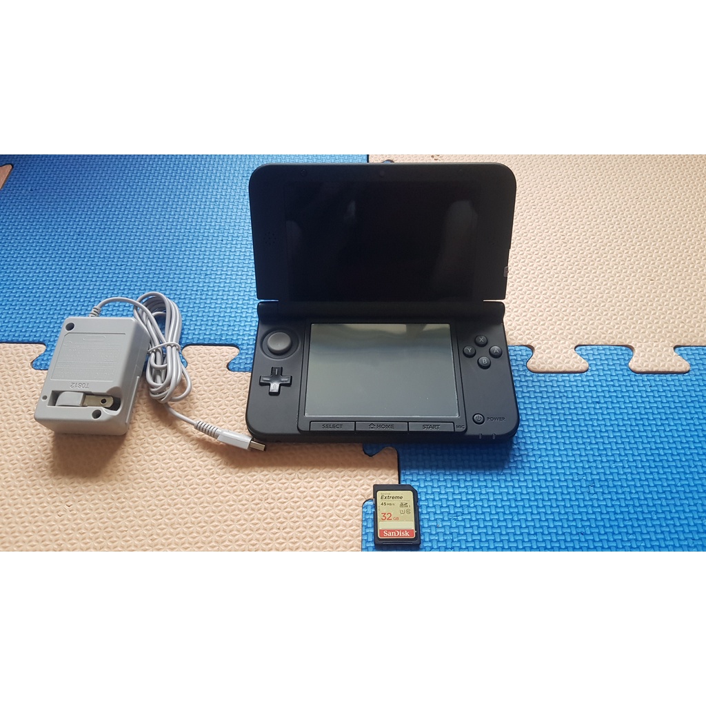 【回憶瘋】售3DS LL 藍色機(已改機.內建遊戲) 贈送32G卡(內附遊戲)  8成新