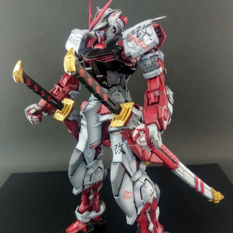 MG 1/100 紅異端 代工 萬代 鋼彈 模型 完成品 陰影風格 塗裝