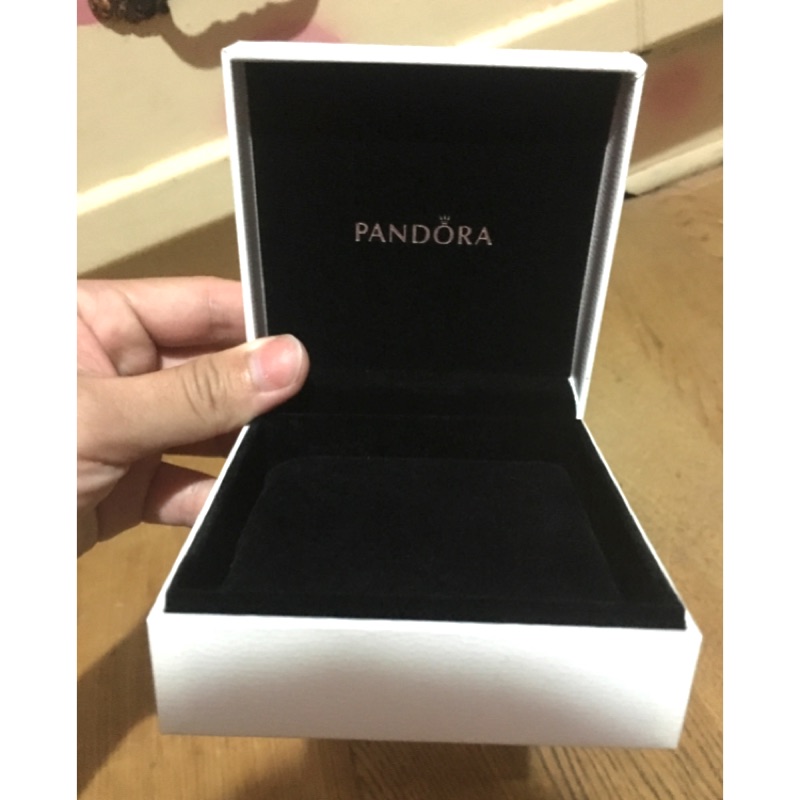 + 手環袋子$15 潘多拉 Pandora 手環 手鍊 盒子 （大款）