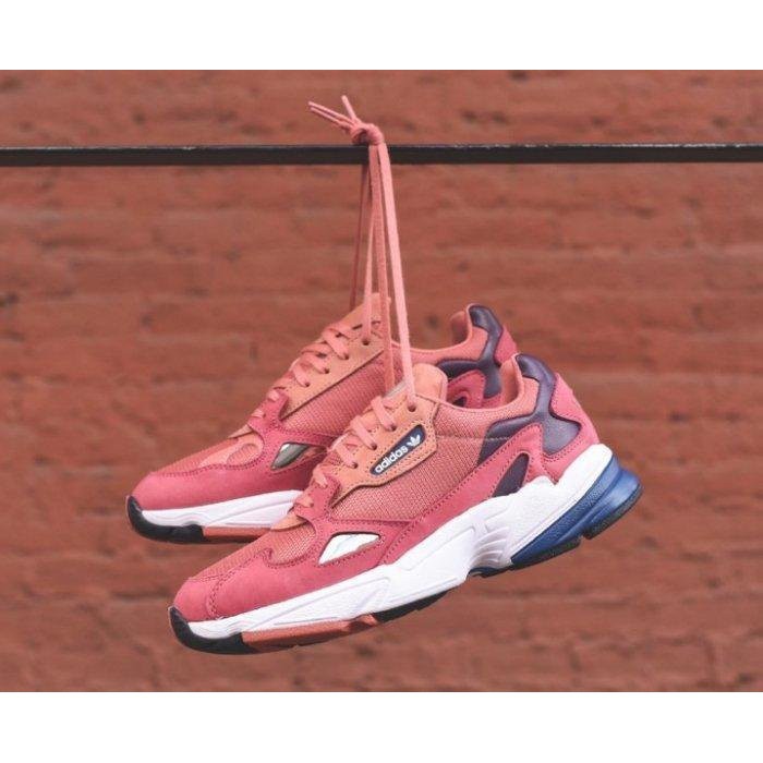 adidas falcon d96700