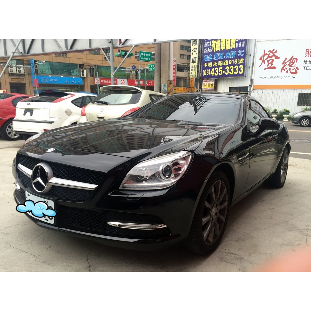 2011 BENZ SLK200 1.8L 總代理 《FB請搜尋：小文優豆中古車》