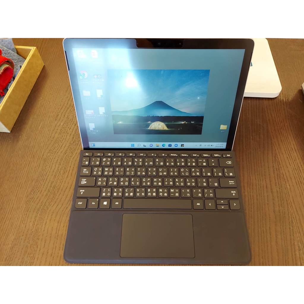 📢(二手；少用) 微軟Surface Go3 10.5吋輕薄觸控筆電-白金+黑鍵盤組合📢