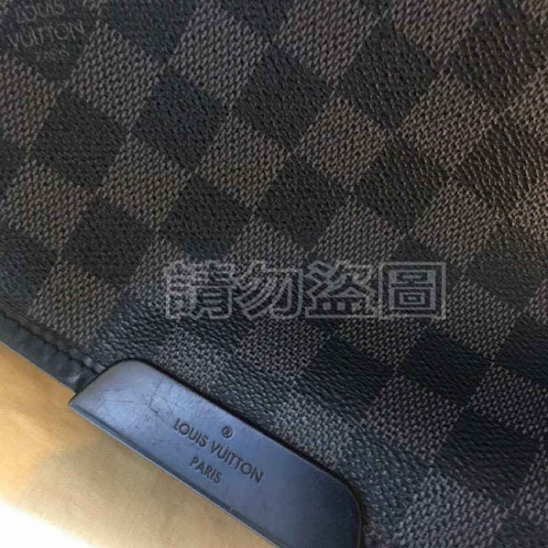 ＊二手精品 LV N58033 真品 黑灰格掀蓋書包/斜背包(大)