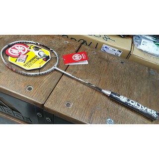 總統羽球 德國 OLIVER SUPER Ti T28 羽球拍 超輕 84g 附YONEX BG 65