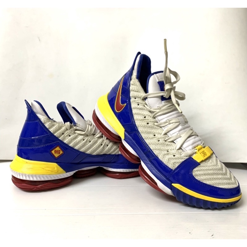 NIKE LEBRON 16 low SUPERMAN 11號