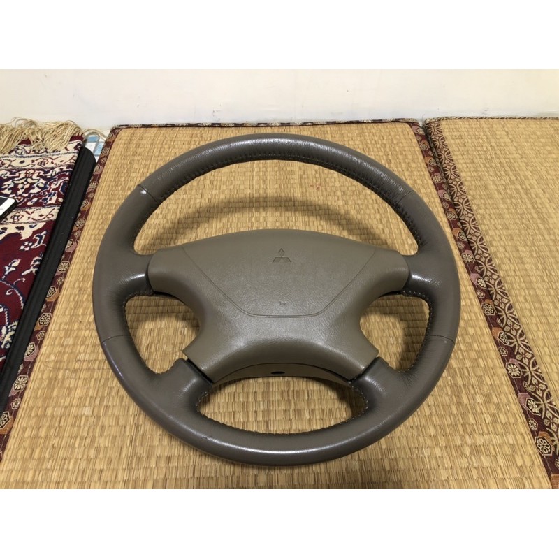 Mitsubishi Space Gear Delica 斯貝司基得利卡原廠方向盤三菱汽車自動車 蝦皮購物