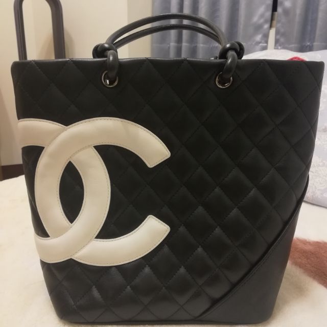 出清💗Chanel 真品 康朋包 裸包，實品拍攝。外觀內裡白色雙C乾淨。