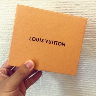 Louis Vuitton 附贈防塵袋 正版 各種尺寸 錢包 盒子 箱子 LV 珠寶 吊飾 項鍊 飾品 等都可以放