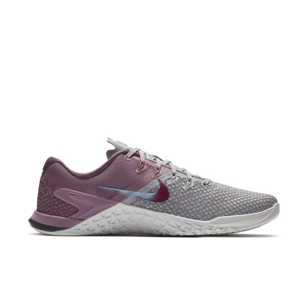 nike wmns metcon 4