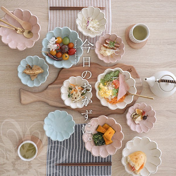 現貨 日本製直送六魯rokuro Blut S美濃燒粉引花瓣盤深花缽空練輪花盤花盤小兵製陶所 蝦皮購物