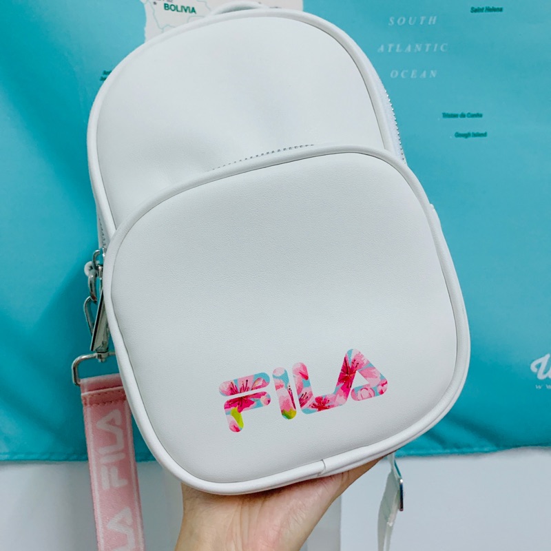 櫻花白現貨1枚 711 7-11 FILA 櫻花小包 FILA小包 FILA 後背包 限量款