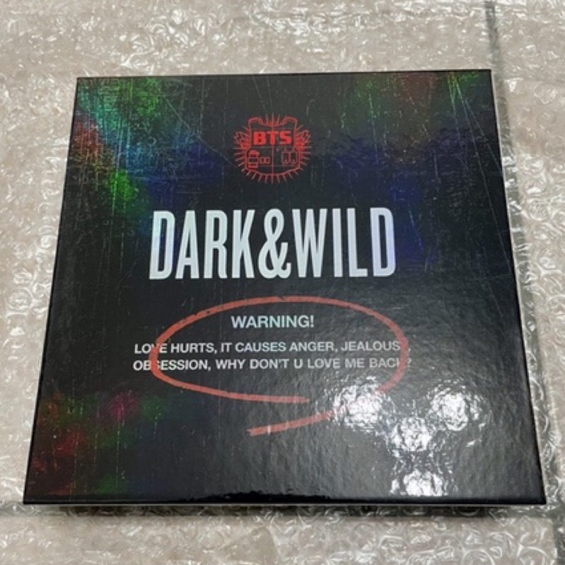 BTS防彈少年團Dark&amp;Wild專輯