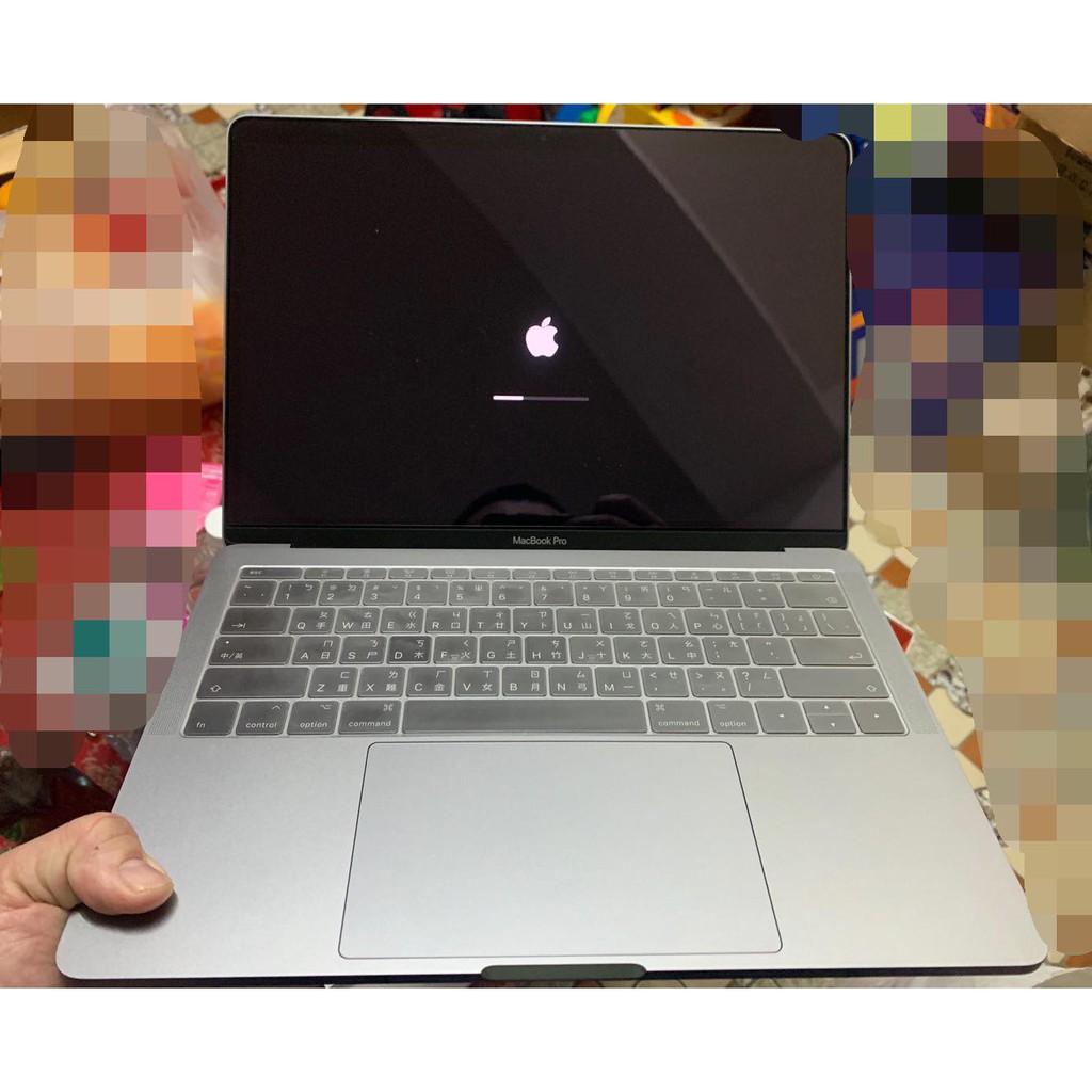 賣MacBook Pro 13" 16G 512GB 太空灰 - No Touch Bar