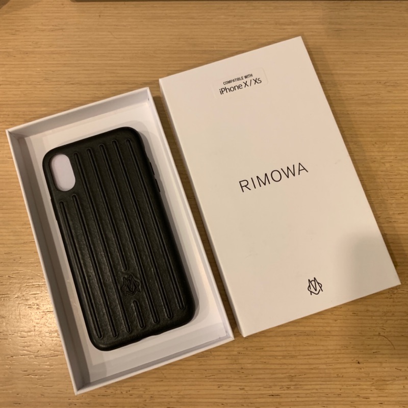 iphone xs rimowa