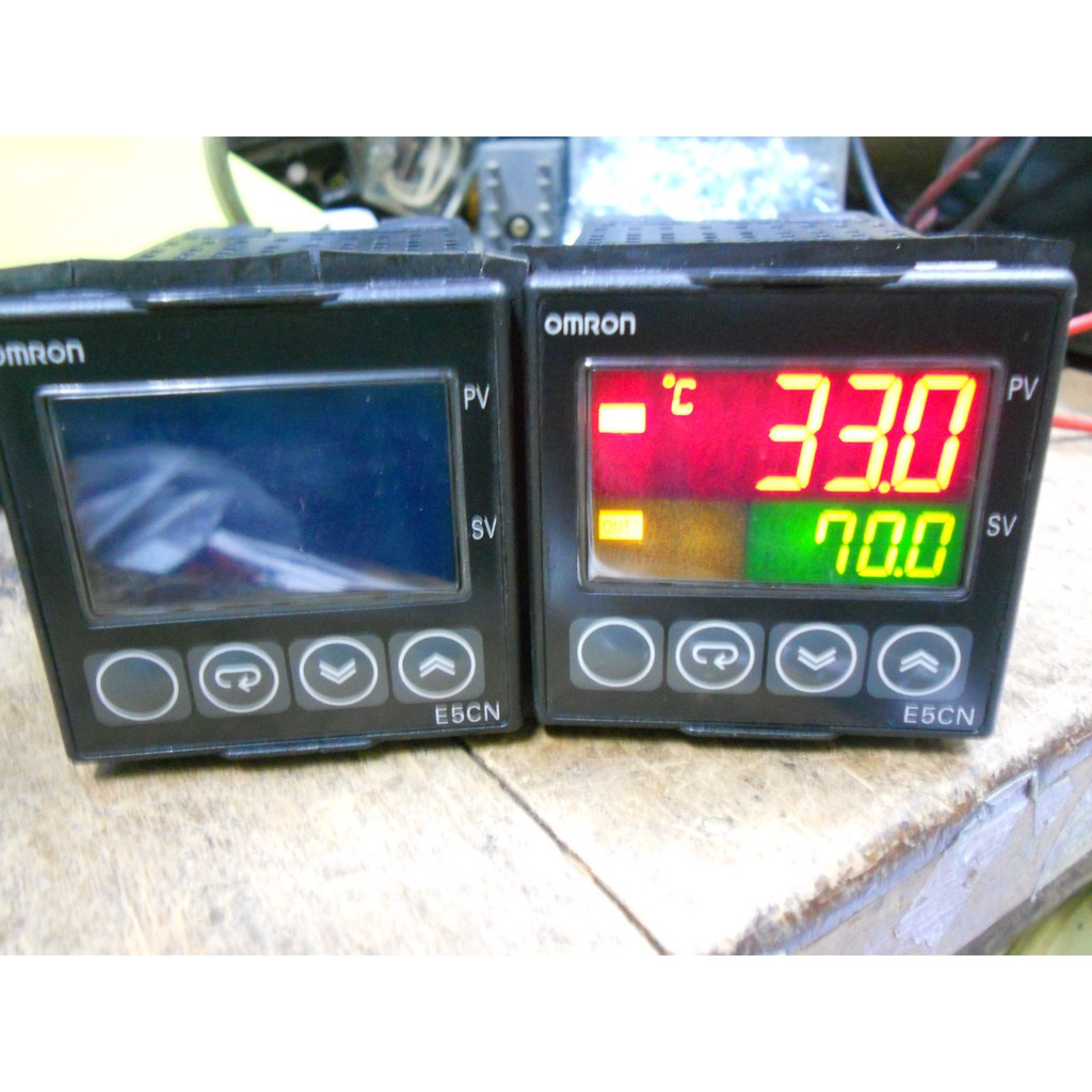 OMRON 溫度控制器  E5CN-Q2T 100-240VAC (D1)