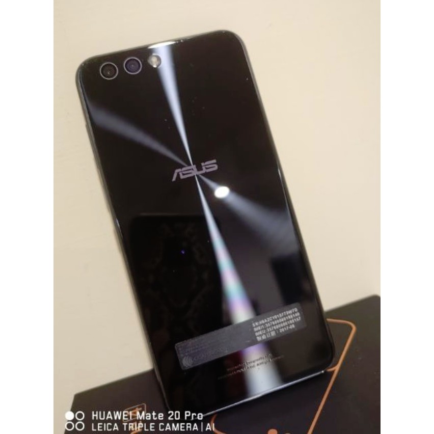 二手ASUS ZenFone 4 ZE554KL 4G/64G 黑色 盒配全