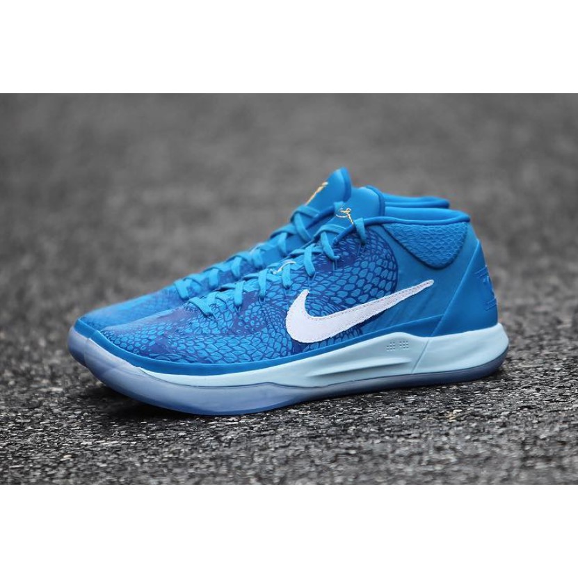 kobe ad mid demar derozan