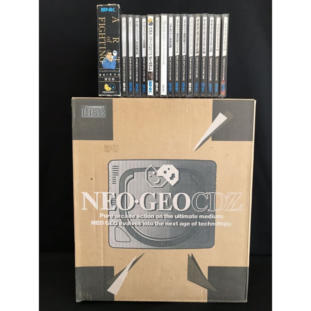 遊戲歐汀:任天堂SNK主機 NEO GEO 終極CDZ 書盒完整 讀取速度最快+17片經典遊戲 (兩片新品)