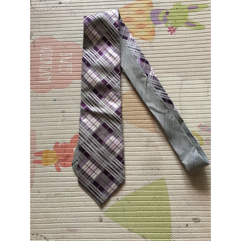 正品日本comme ca men亮面銀紫色格子領帶